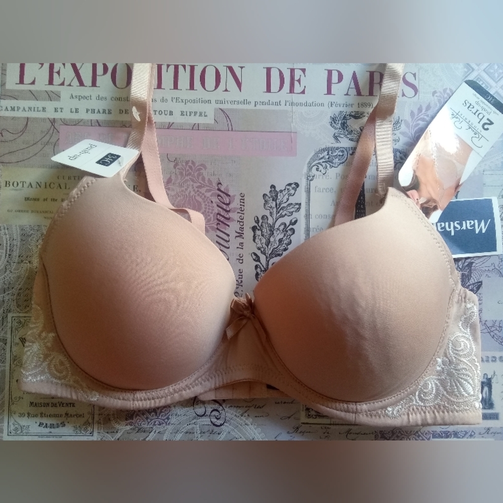 NWT Rene Rofe Push Up Bra In Nude 34C